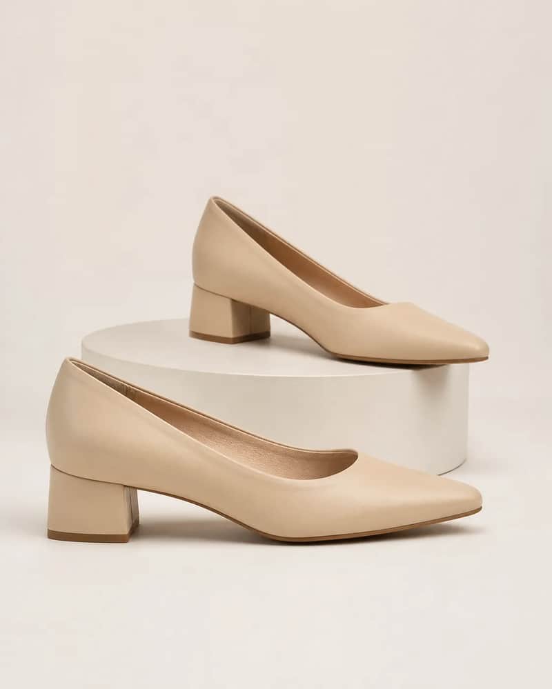 Almond-Toe Block Heel Pump – Oat